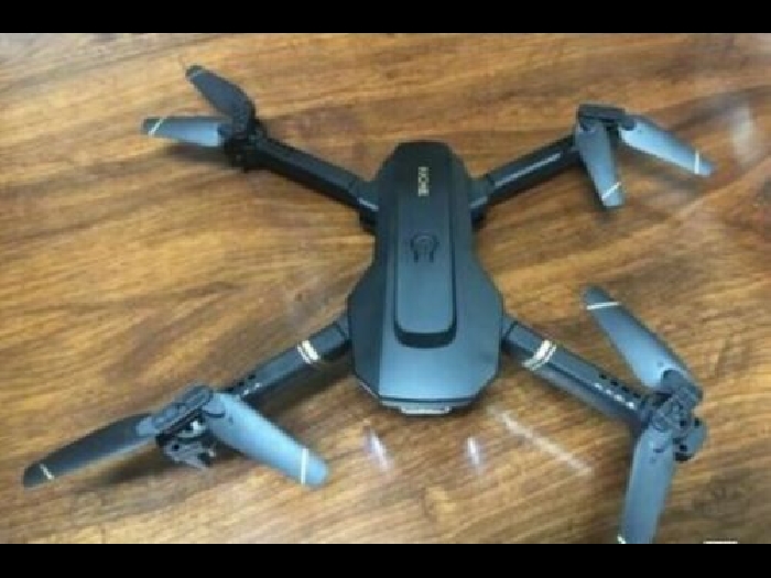 Drone 4k HD double caméra Wifi - Bon pour pièces détachées ou réparable