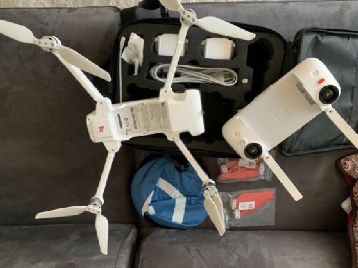 Xiaomi FIMI X8 SE 2020 Combo Drone quadricoptère prêt à voler.