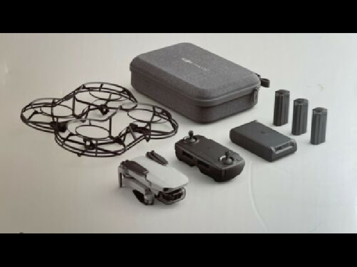 drone mavic mini combo peu servi garantie 4 mois 