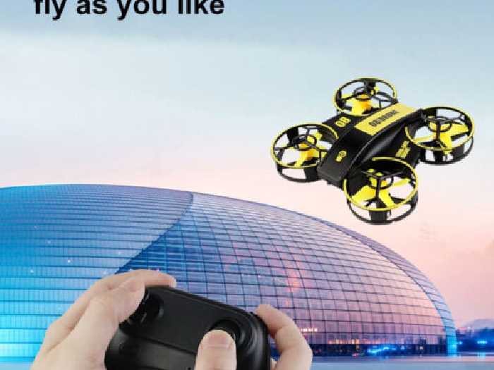 Mini RC Quadcopter Pocket Drone 2.4G Télécommande Altitude Hold Mini Flying