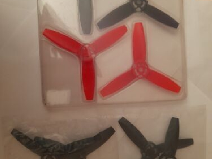 Lot de 8x hélices neuves originales parrot pour drone bebop 1